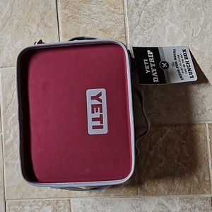 Daytrip Harvest Red NWT